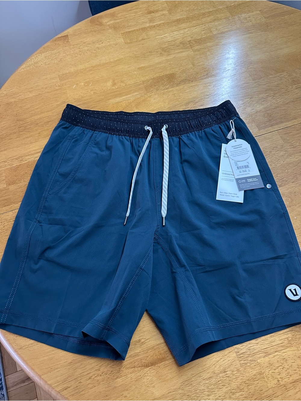 Vuori Kore Shorts Unlined 7” with Black Waistband and White Drawcord - Picture 6 of 7